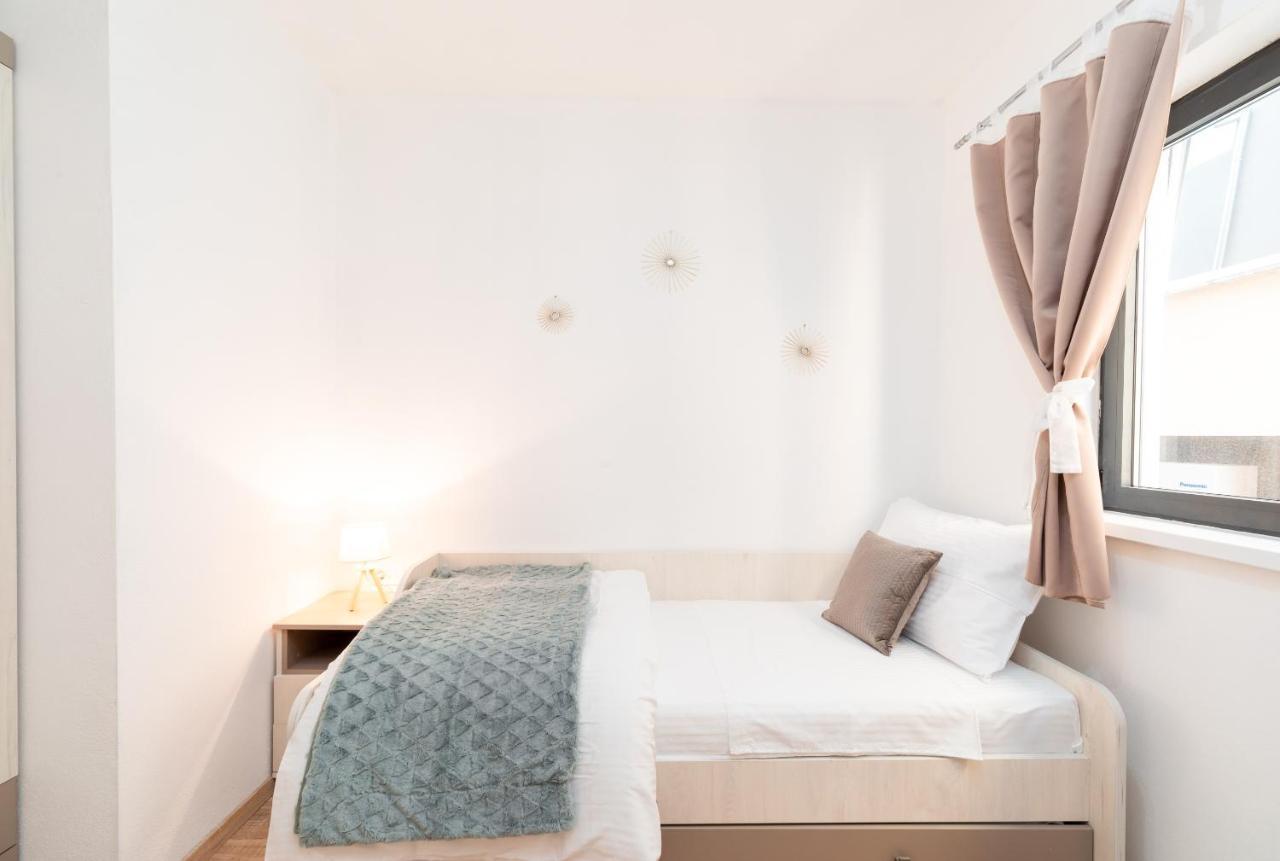 Apartments & Rooms Fisherman'S Luck Vela Luka Extérieur photo