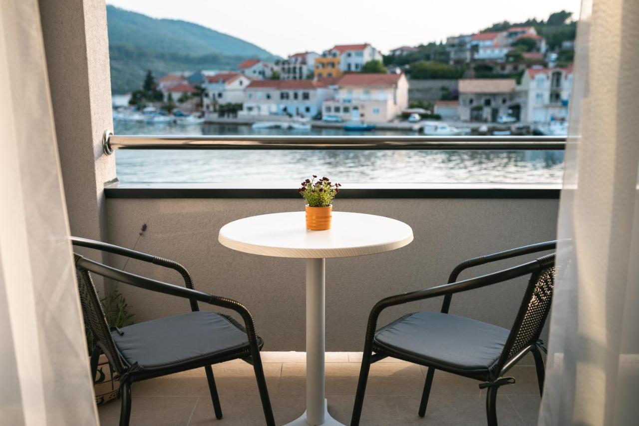 Apartments & Rooms Fisherman'S Luck Vela Luka Chambre photo